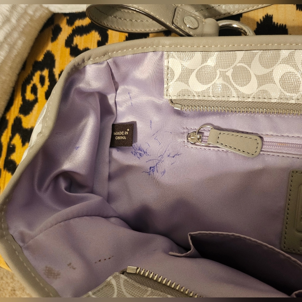 Coach Handbag - Picture 7 of 7